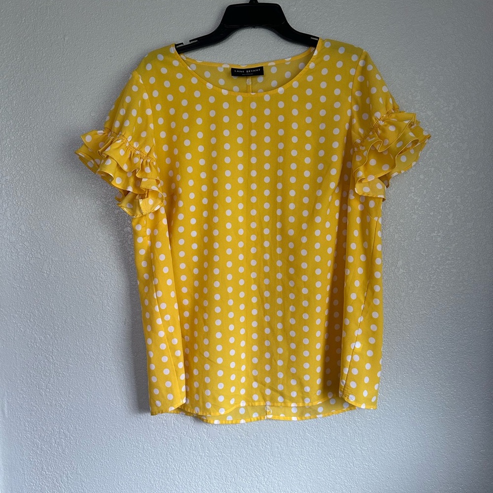 Lane Bryant Yellow Polka Dot Lightweight Short Sleeve Blouse Top